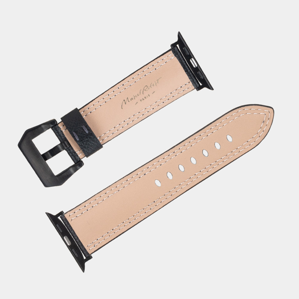 Apple Watch Ultra bandje heren 49 mm zwart Epsom leer — plat gelegd, voeringzijde, crèmekleurig Alsavel leer met stempel Marcel Robert Paris