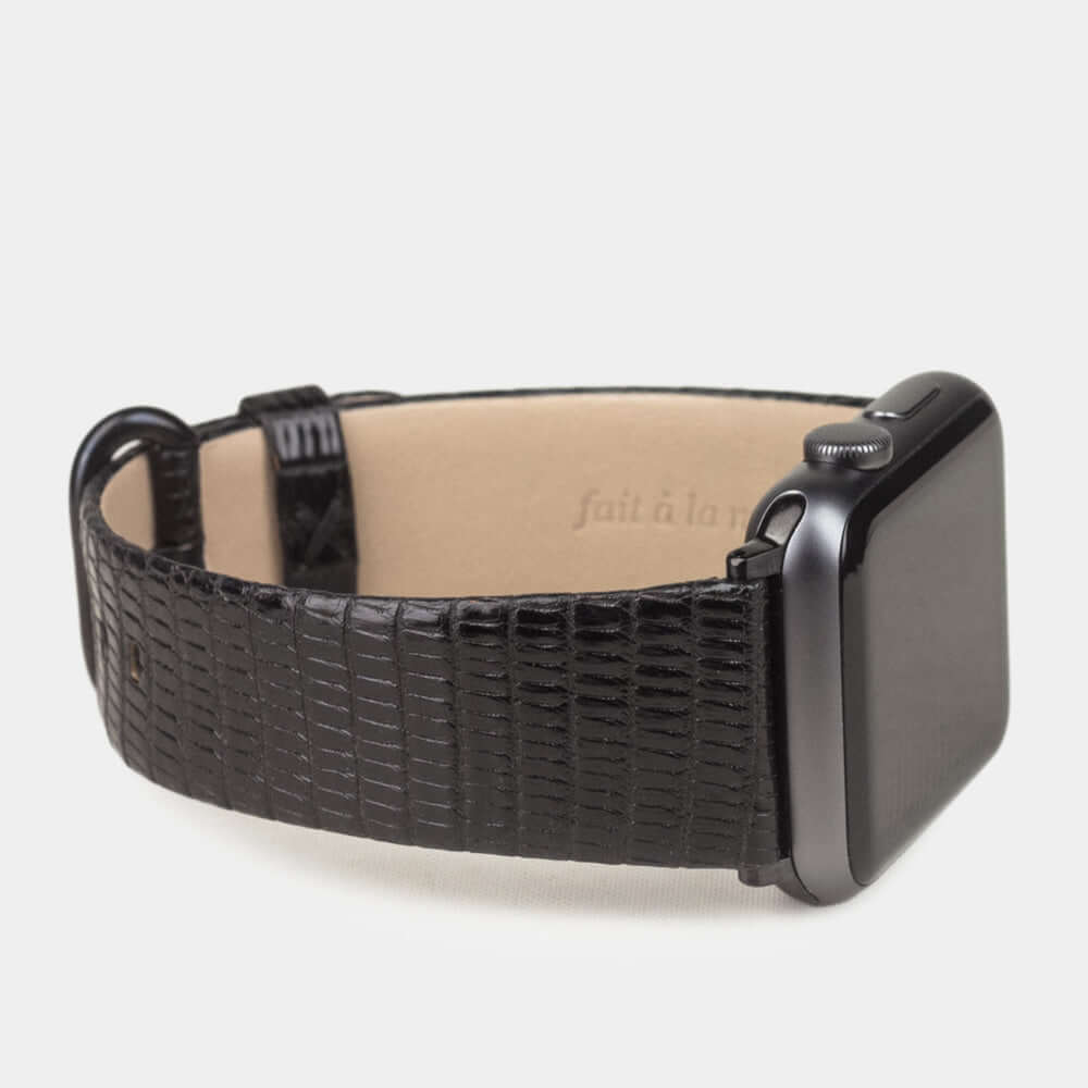 black lizard strap apple watch black adapters and buckle side view