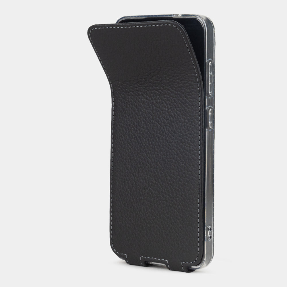Samsung S24 Plus schwarze Lederhülle, flexible Klappe faltet sich vollständig flach gegen die Rückseite