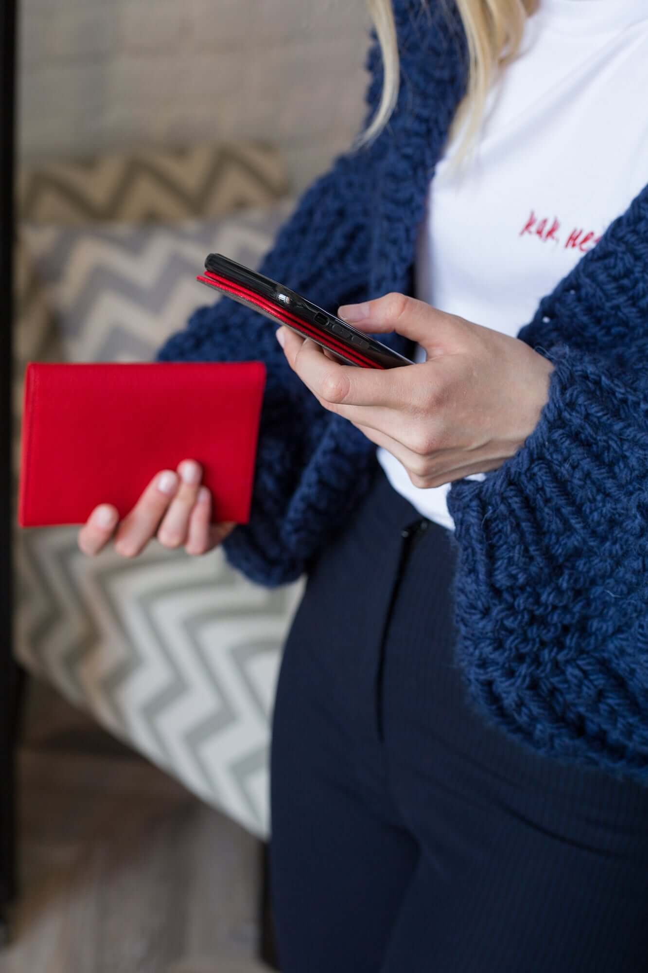 Premium Leather Case for iPhone 12 Pro Red | Marcel Robert - 0