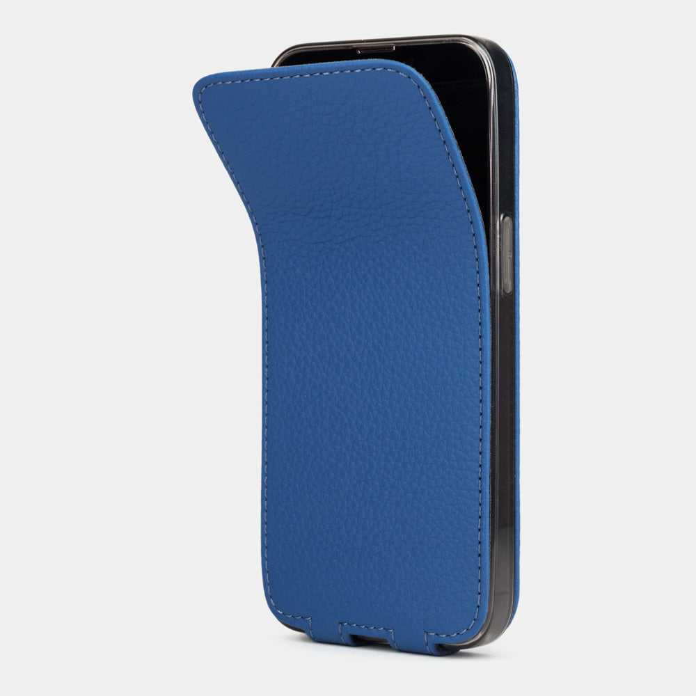 coque iPhone 16 bleu royal