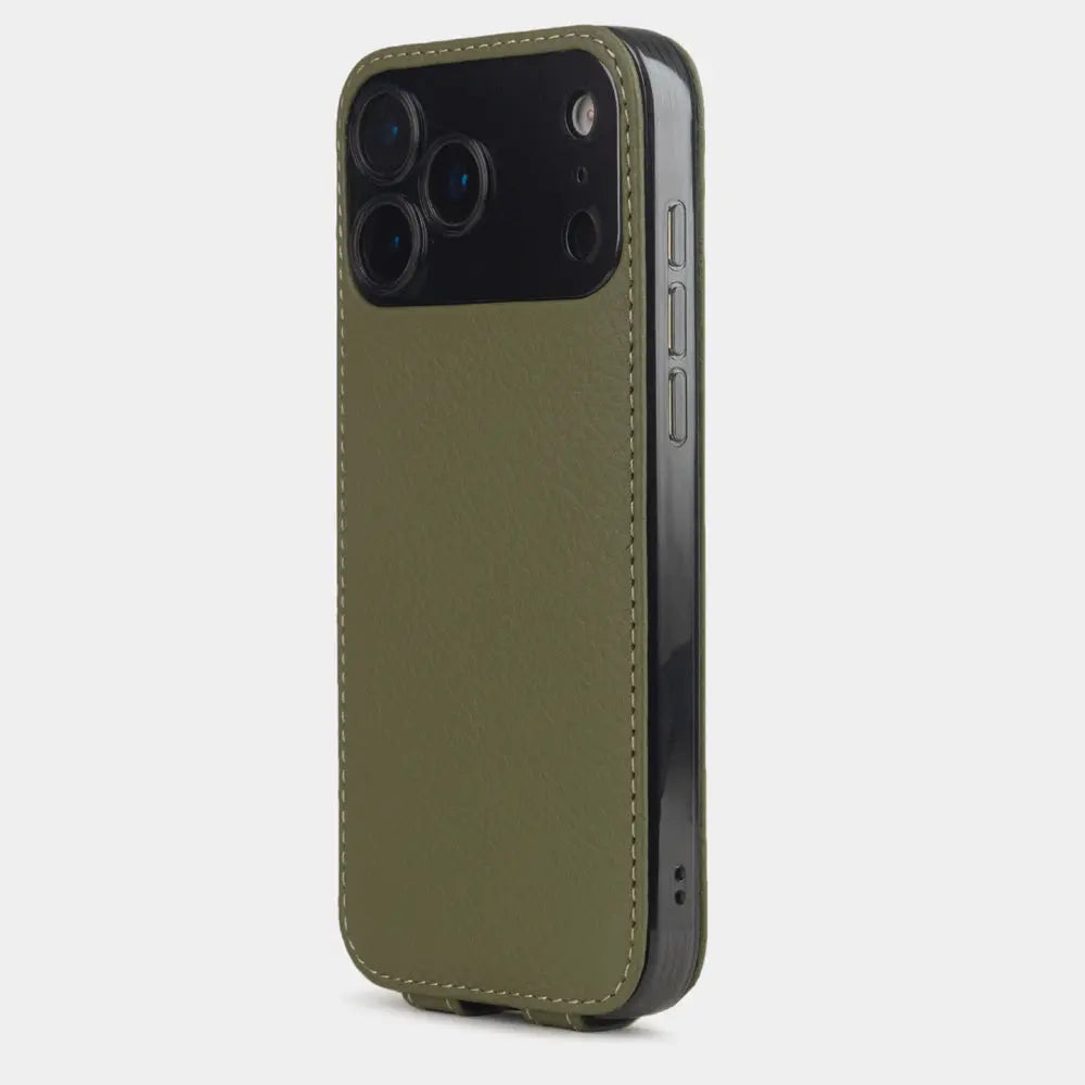 green calfskin Case iPhone 17 Pro blue- view from camera side and how the lenses are efficiently protected