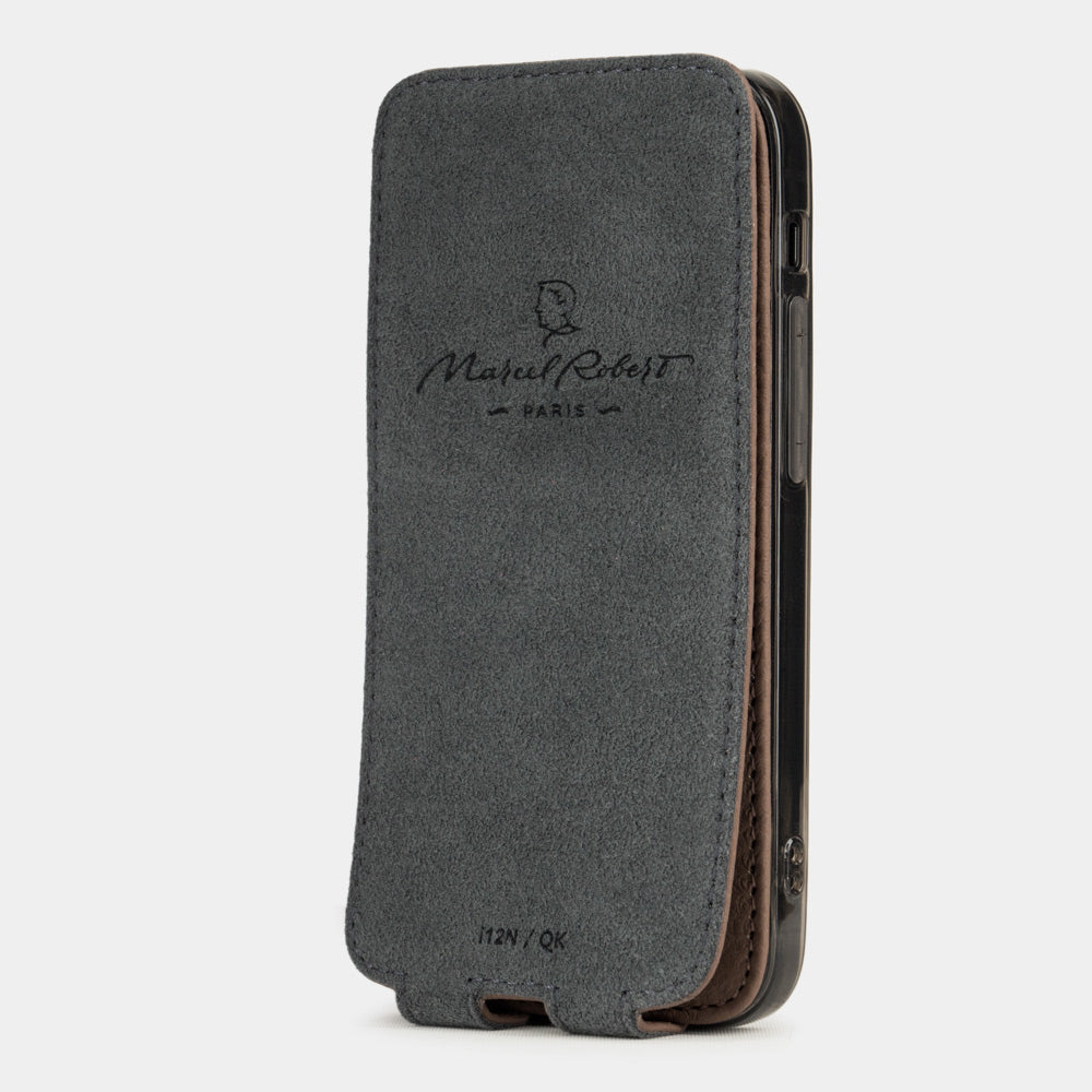 custodia iPhone 12 Pro Max in pelle di vitello caffè — cover a ribalta magnetica fatta a mano Marcel Robert