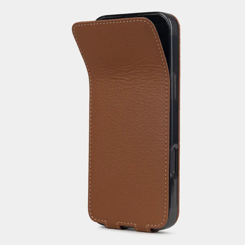 iPhone 17 Pro leather case – Magnetic supple flap & MagSafe Marcel Robert