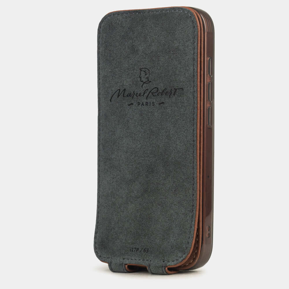 Gold Calfskin Case iPhone 17 Pro Max - interior view showing grey Alcantara lining with magnetic closure, designed to clean and protect the screen