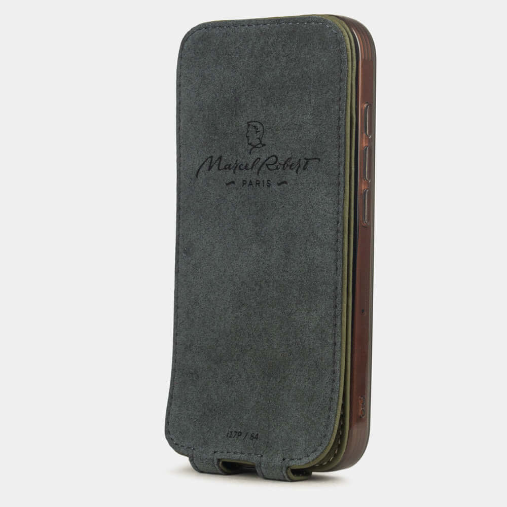 Green Calfskin Case iPhone 17 Pro Max - interior view showing grey Alcantara lining with magnetic closure, designed to clean and protect the screen