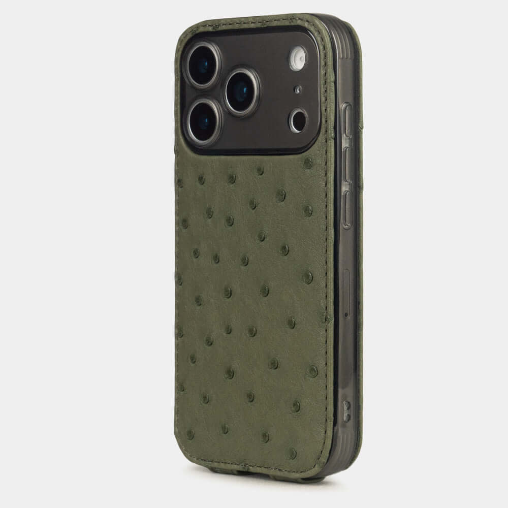 Gold Ostrich Case iPhone 17 Pro Max silver - view from camera side and how the lenses are efficiently protected