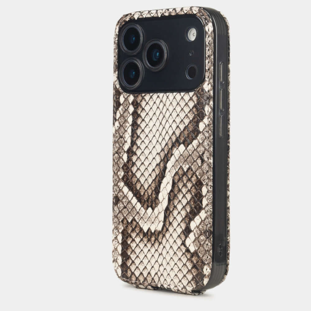 Natural Python Case iPhone 17 Pro Max blue - view from camera side and how the lenses are efficiently protected