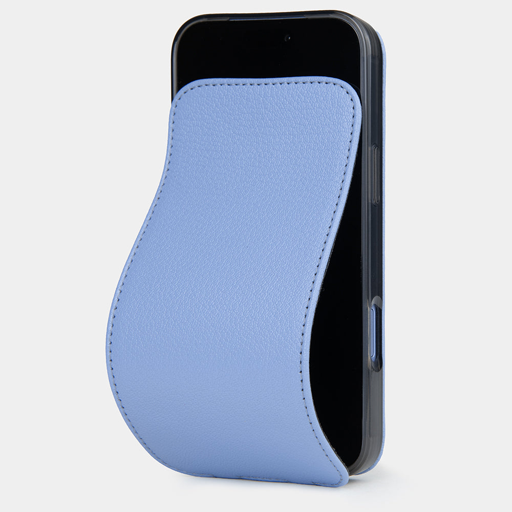 iPhone 18 Pro / Pro Max flip case in blue jeans Sully goat leather – magnetic flap folded back behind the phone, screen uncovered