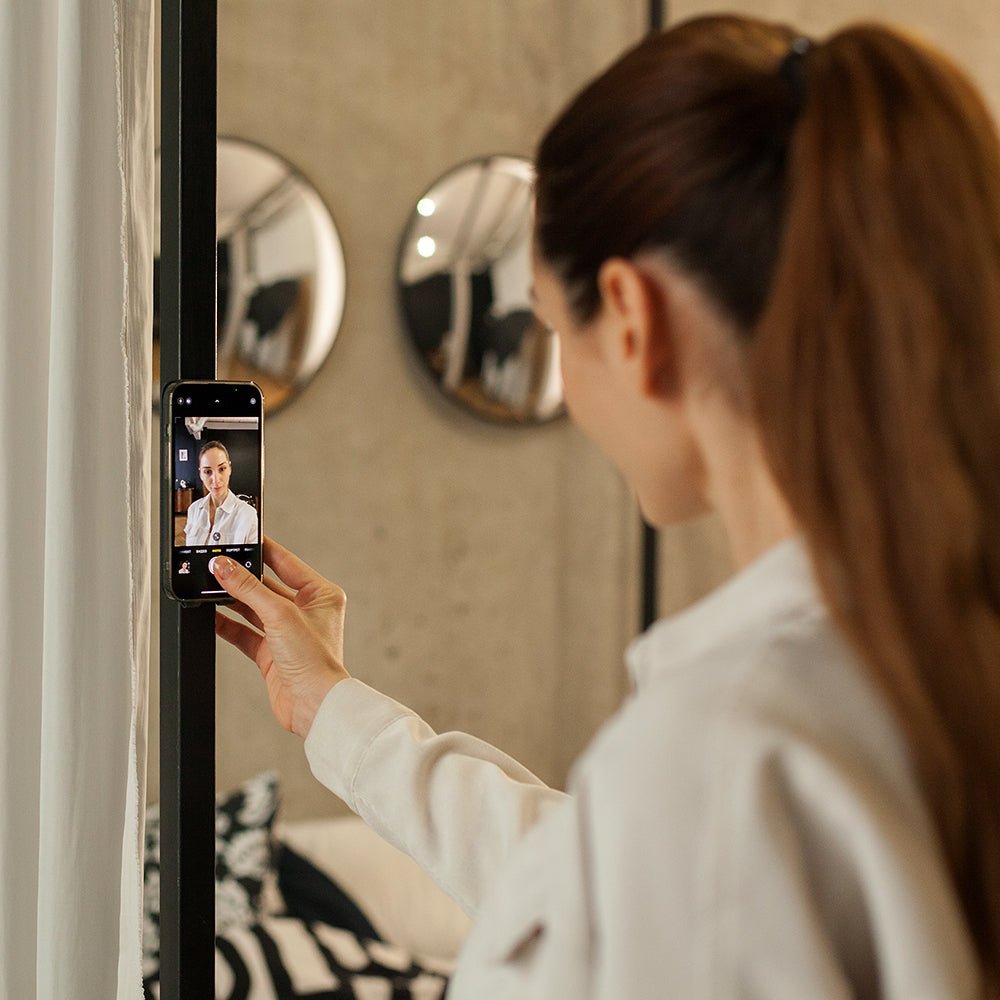 Premium Leather Case iPhone 12 mini Gold | Marcel Robert - 2