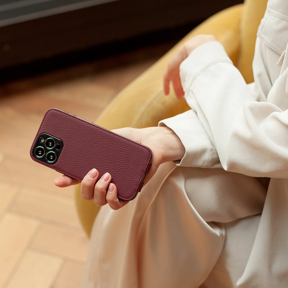 Premium Leather Flip Case iPhone 14 Plus | Marcel Robert - 7