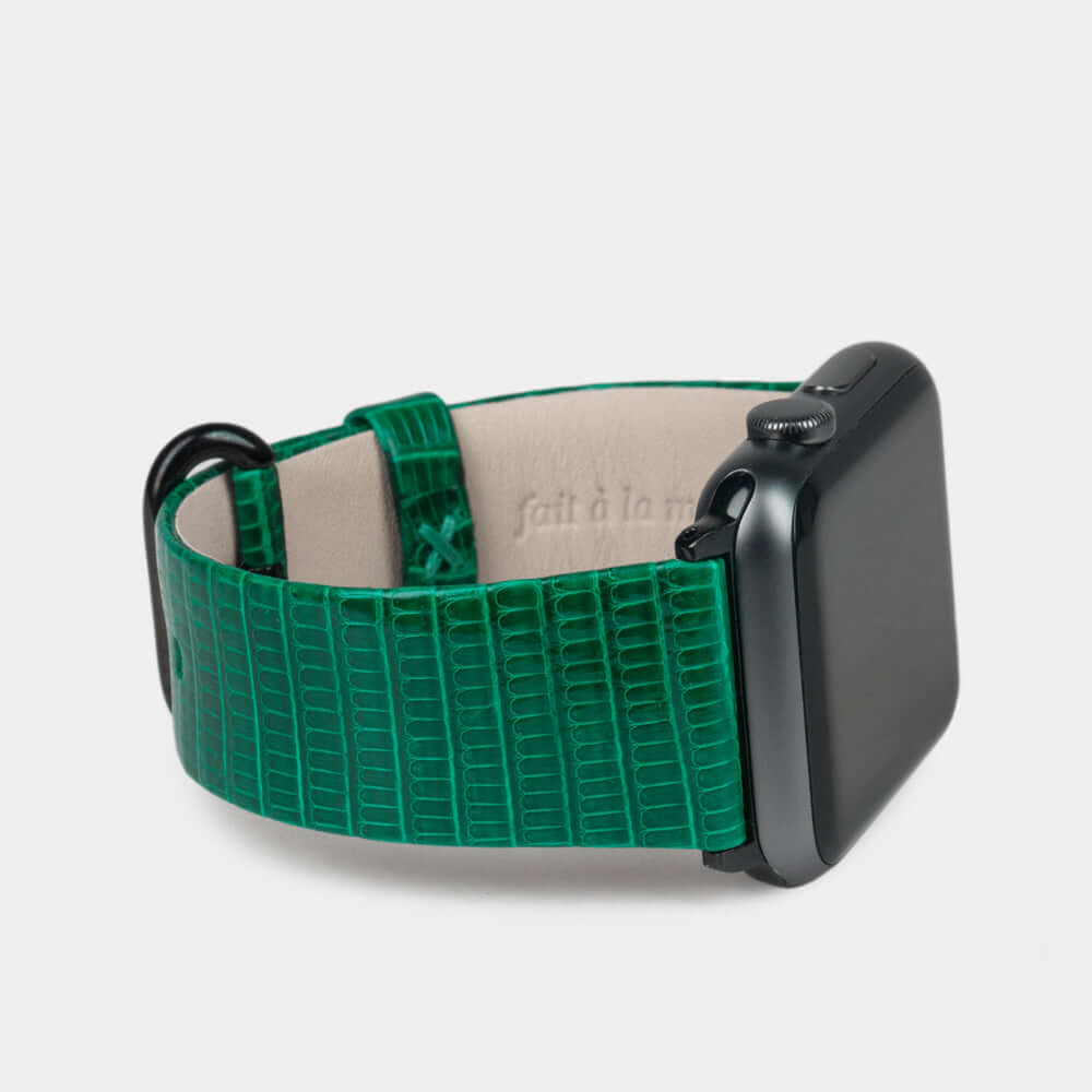 green lizard strap apple watch black adapters and buckle side view