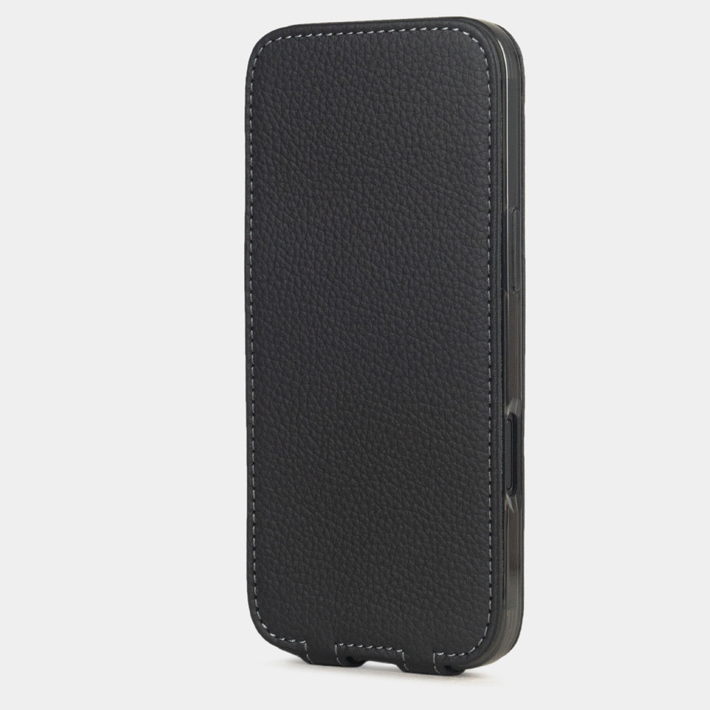 black leather case iPhone 17 Air – upright closed view highlighting the magnetic front cover fully protecting the screen, elegant silhouette