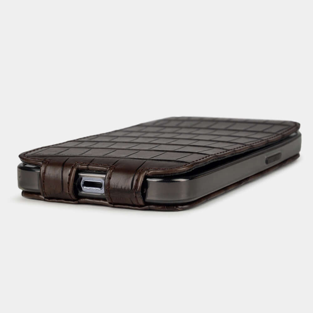 Alligator Flip Case iPhone 13 Pro Brown | Marcel Robert - 4