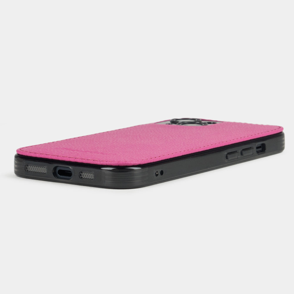 Fuchsia Saffiano Cover Case iPhone 15 Plus - flat side view displaying ultra-thin handcrafted design, USB-C port opening and precise edge finishing