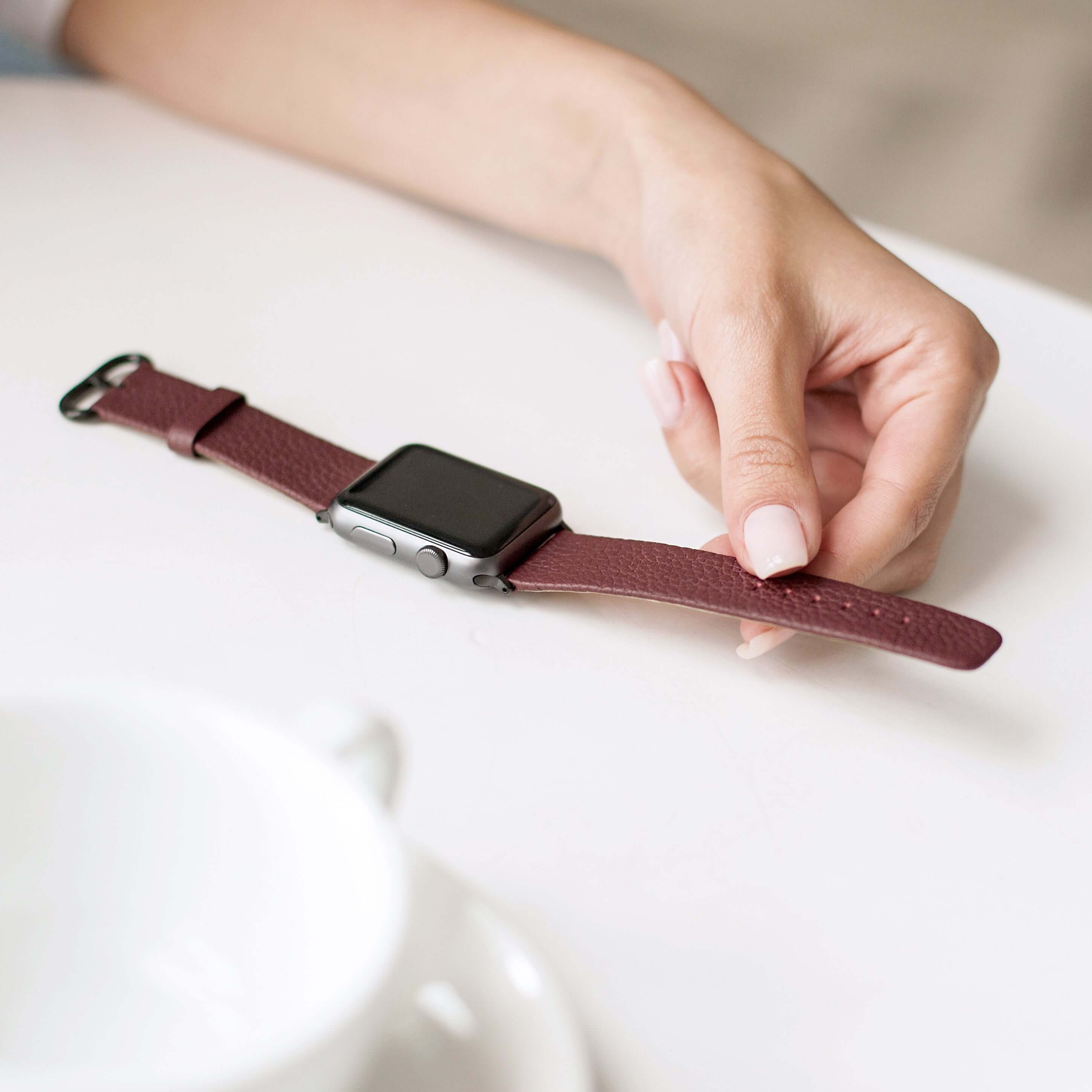 Premium Leather Strap Apple Watch 41/42mm | Marcel Robert - 16