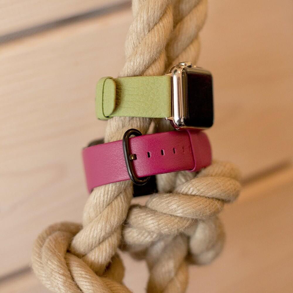 Calfskin Strap Apple Watch 45/46mm Fuchsia | Marcel Robert - 15
