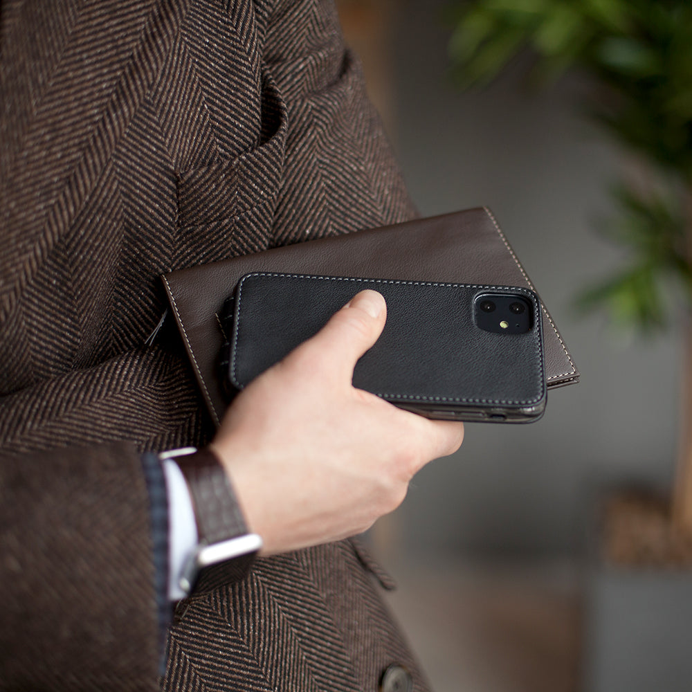 Coque iPhone 11 Cuir Noir