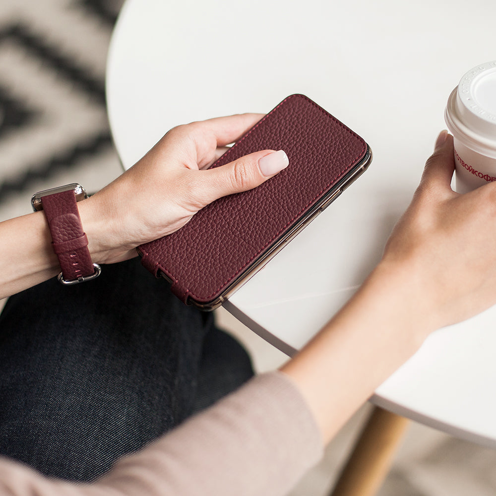 custodia iPhone 11 bordeaux