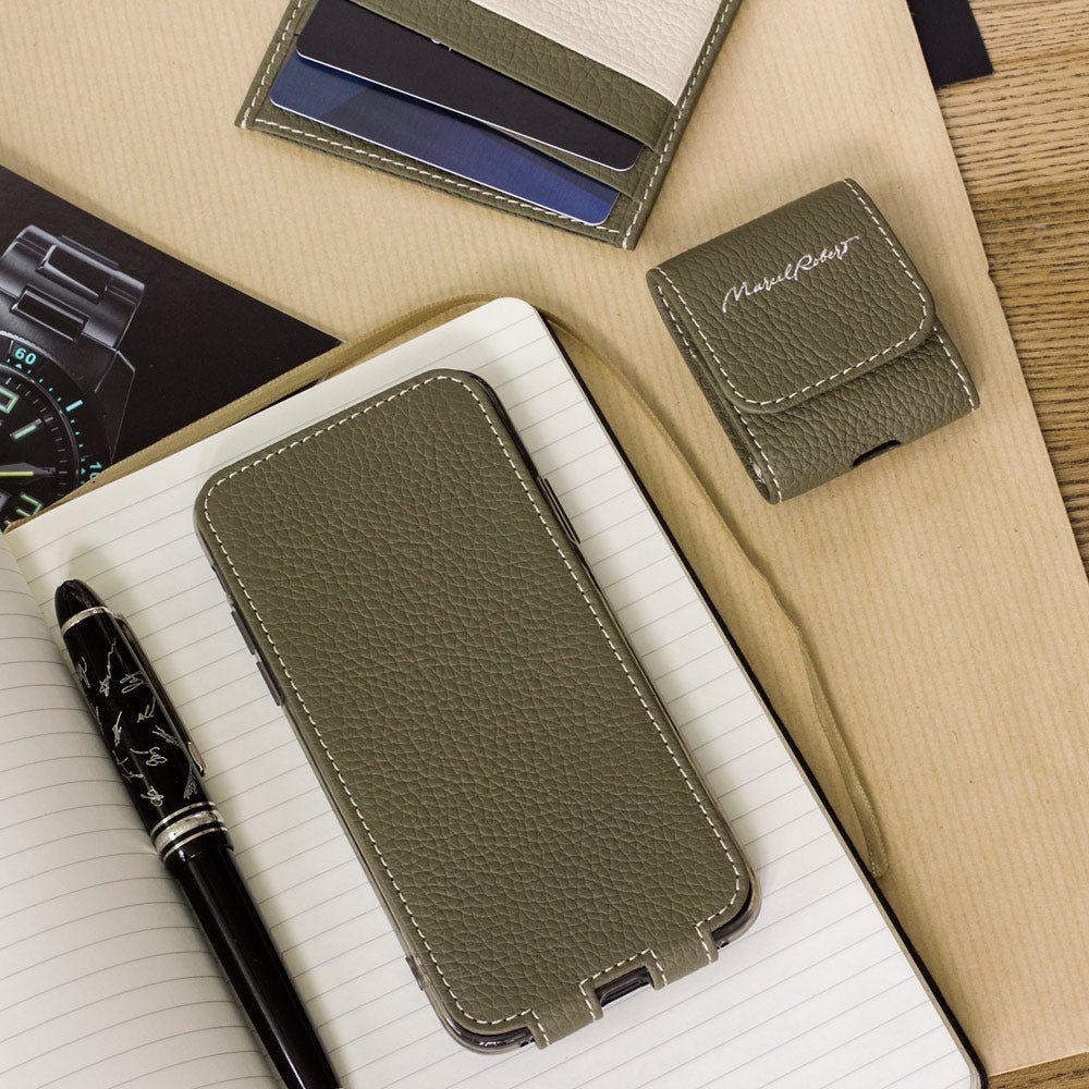 Premium Soft Leather Case iPhone 11 Green | Marcel Robert - 7