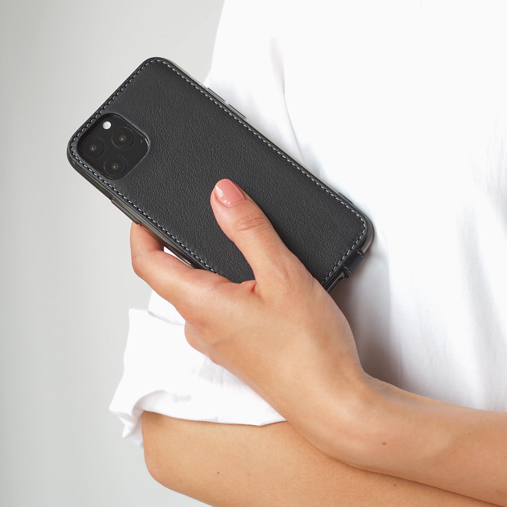 iPhone 11 Pro Max Lederhandyhülle schwarz