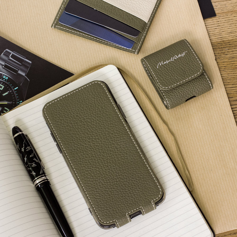 iPhone 11 Pro Green Calfskin Flip Case – Magnetic Cover