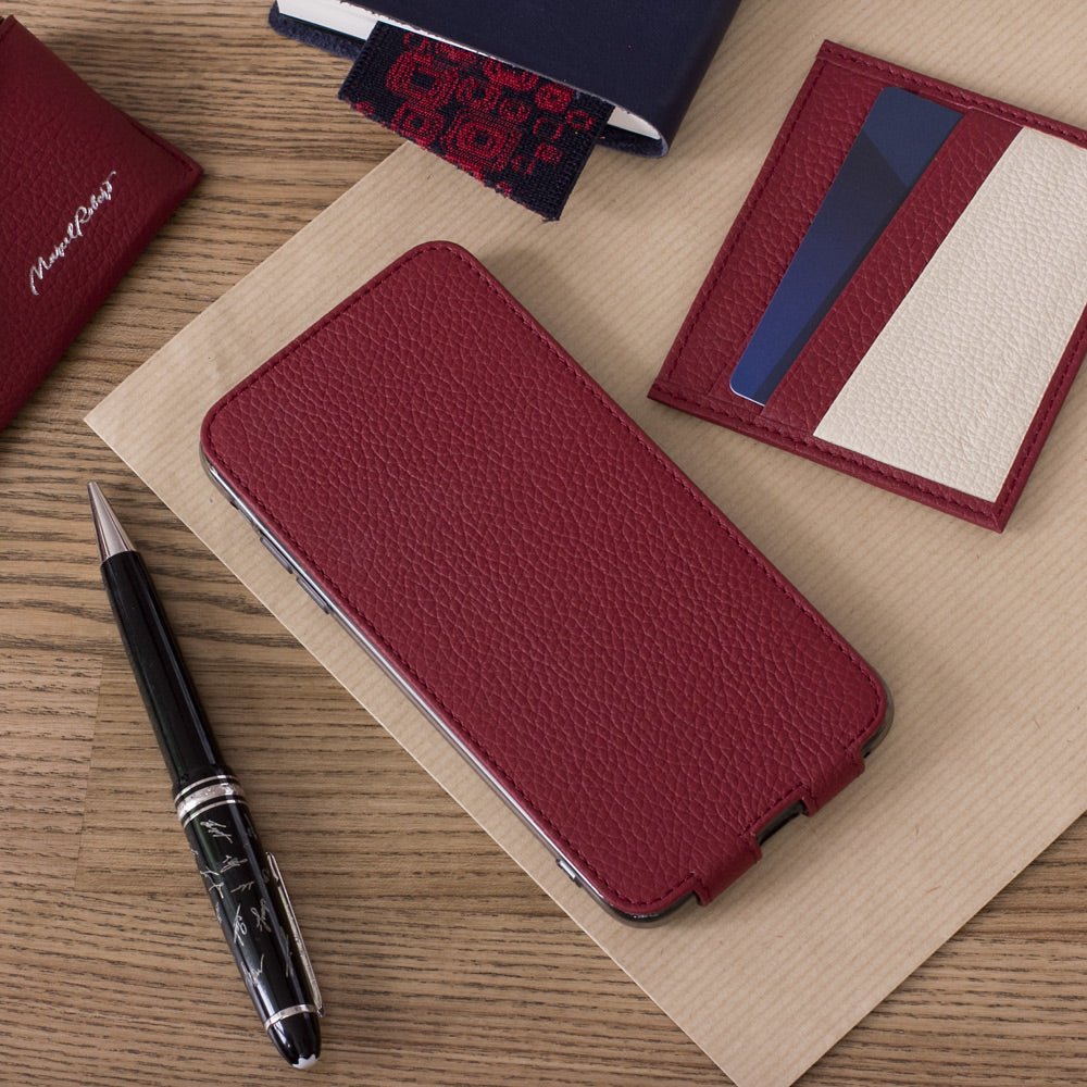 case iPhone 11 Pro cherry | Marcel Robert
