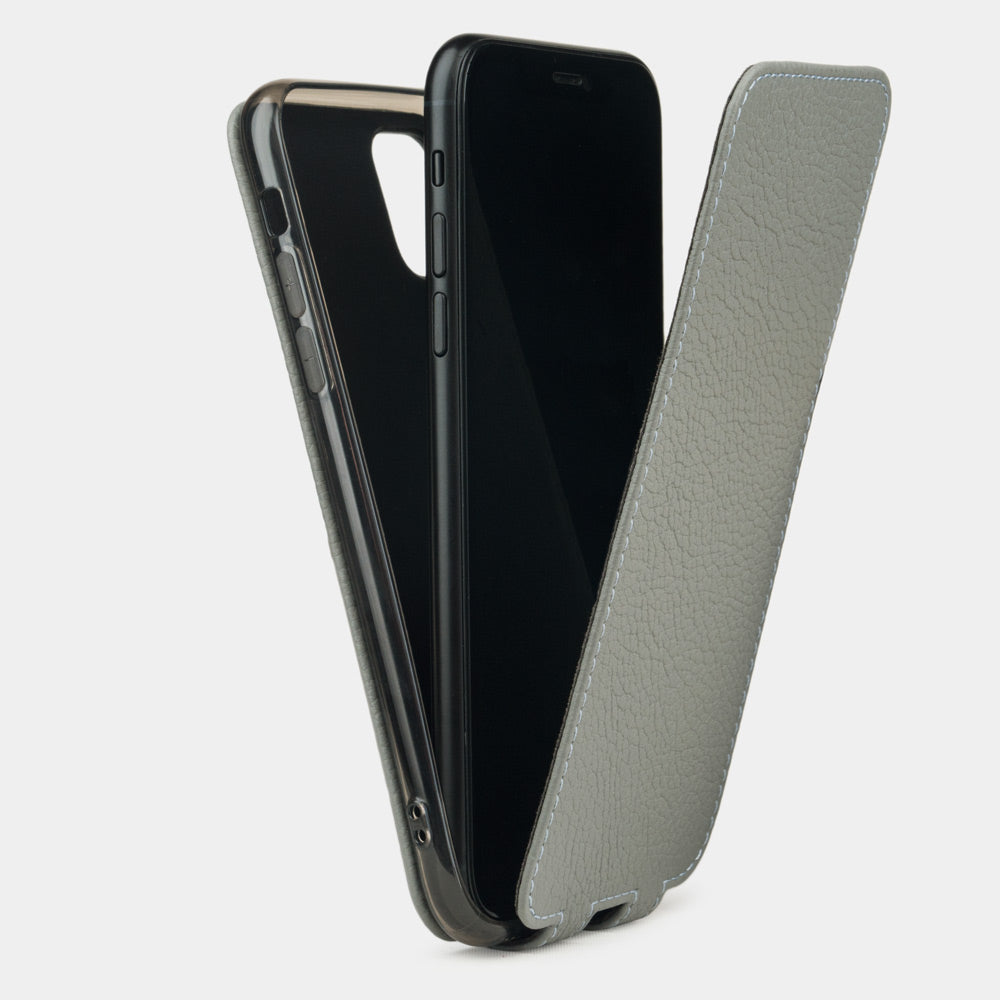 coque iPhone 11 pro gris