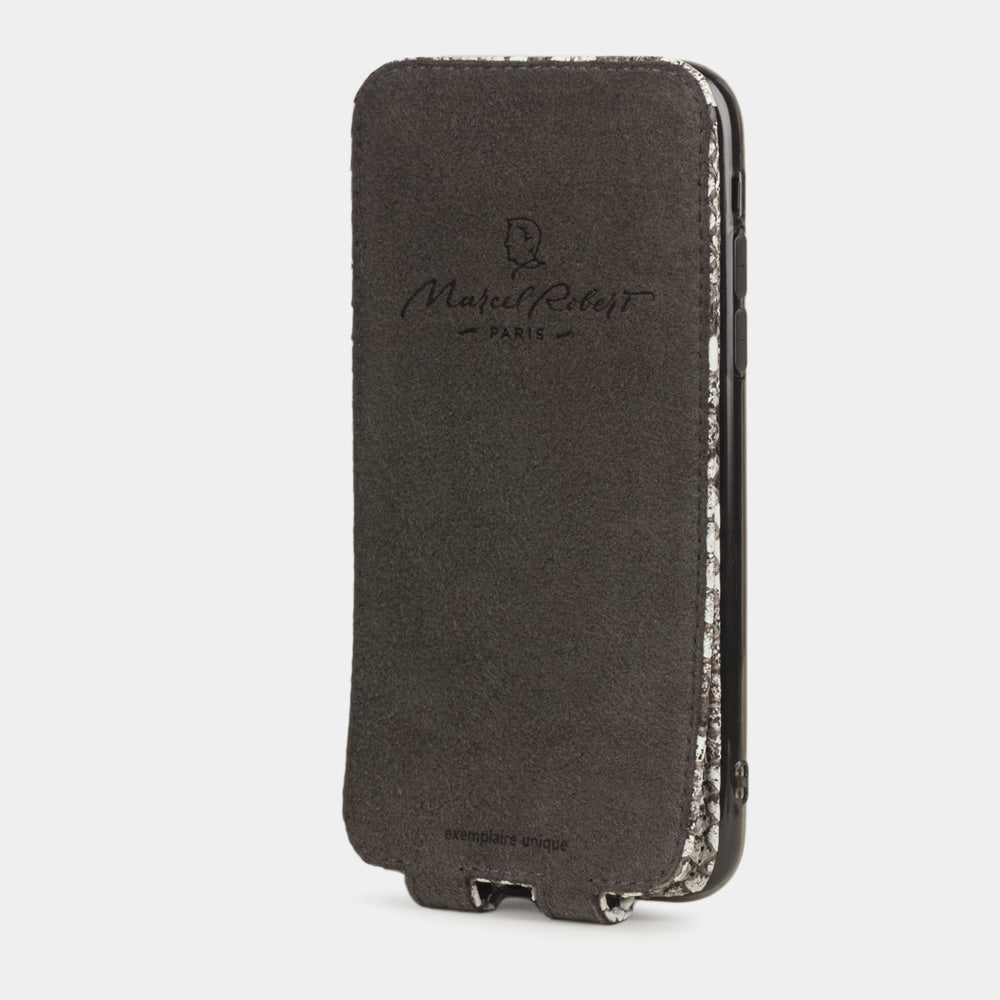 iPhone 11 Pythonleder-Hülle Natur — handgefertigte magnetische Klapphülle Marcel Robert