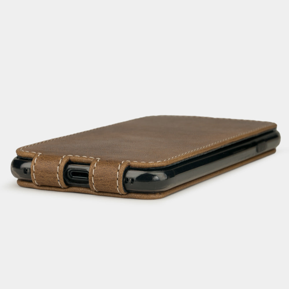 Lederen hoesje Vintage voor iPhone SE - platte zijaanzicht met ultradun ontwerp, opening voor de Lightning-poort en nauwkeurige randafwerking