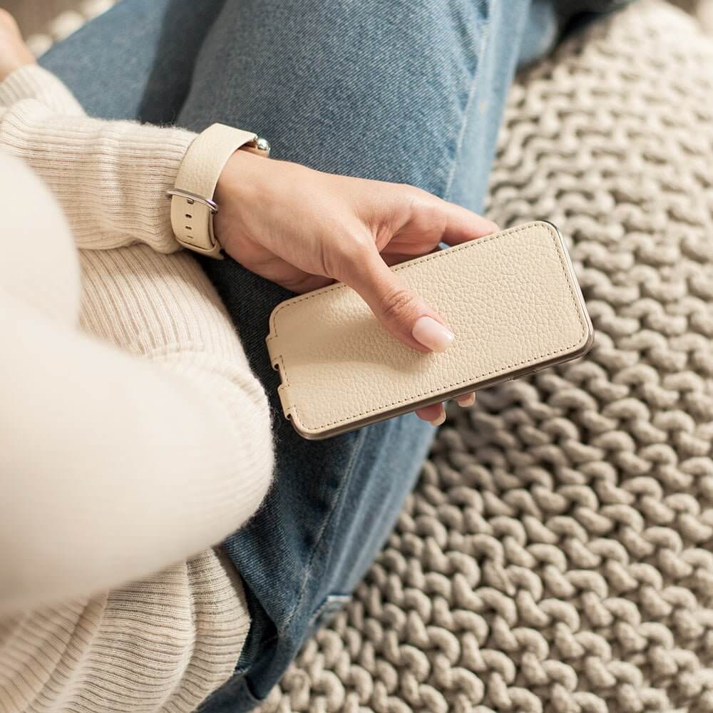 Premium Leather Case iPhone SE White | Marcel Robert - 7