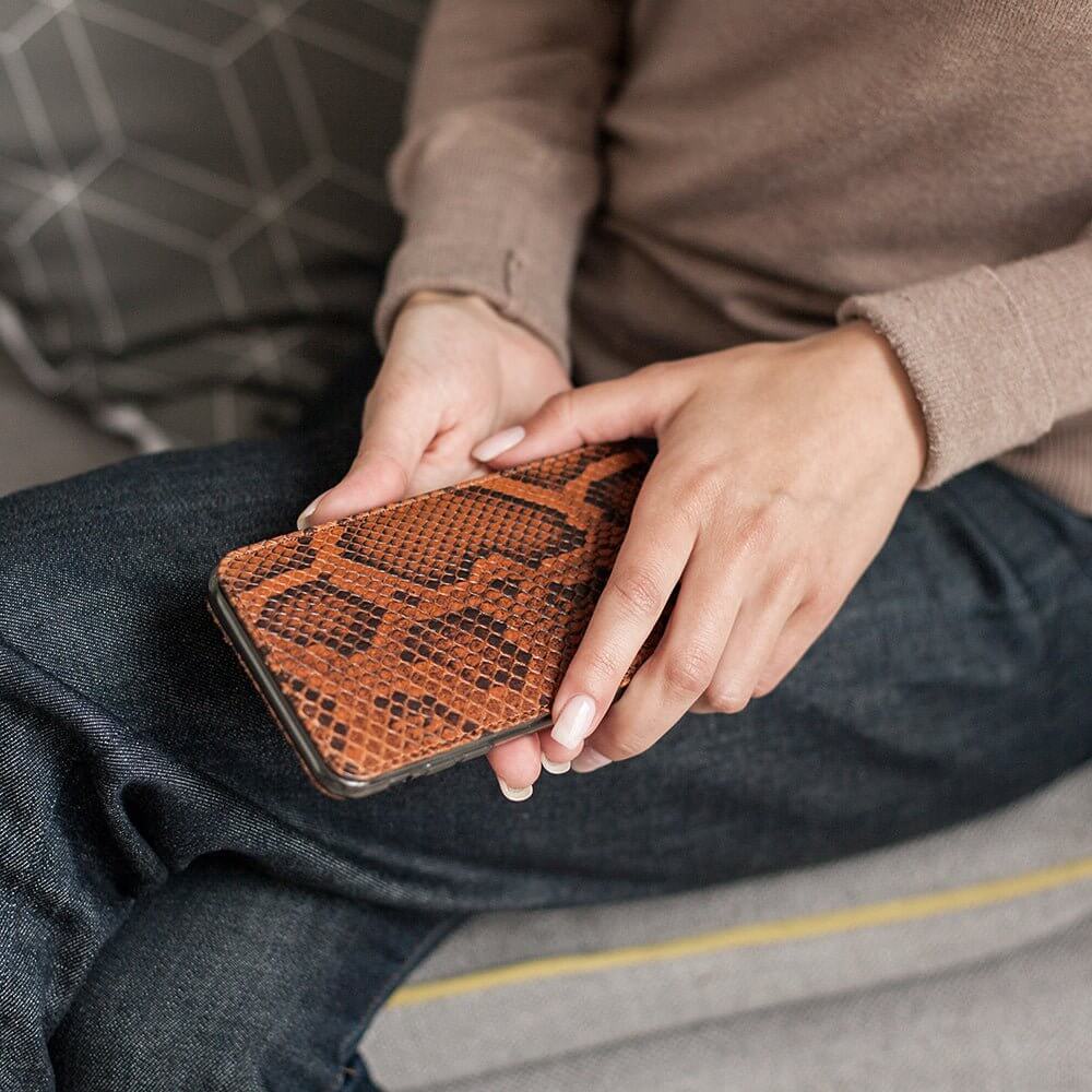 Leather Case iPhone SE Leather Python Gold | Marcel Robert - 7