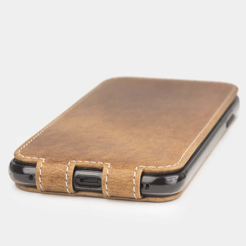 Vintage Leather Case iPhone X/XS Brown | Marcel Robert - 5