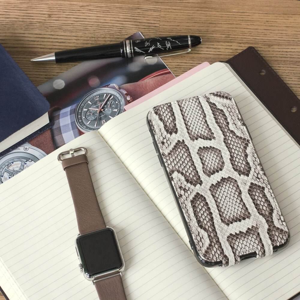 Natural Python Leather Case iPhone XR | Marcel Robert - 7