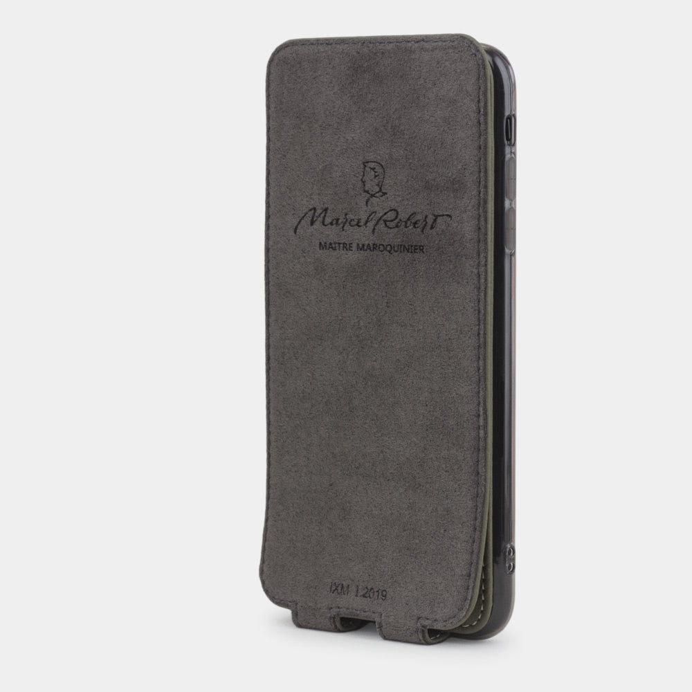 leren hoesje groen voor iPhone XS Max - binnenaanzicht met de Alcantara-voering om het telefoonscherm te reinigen