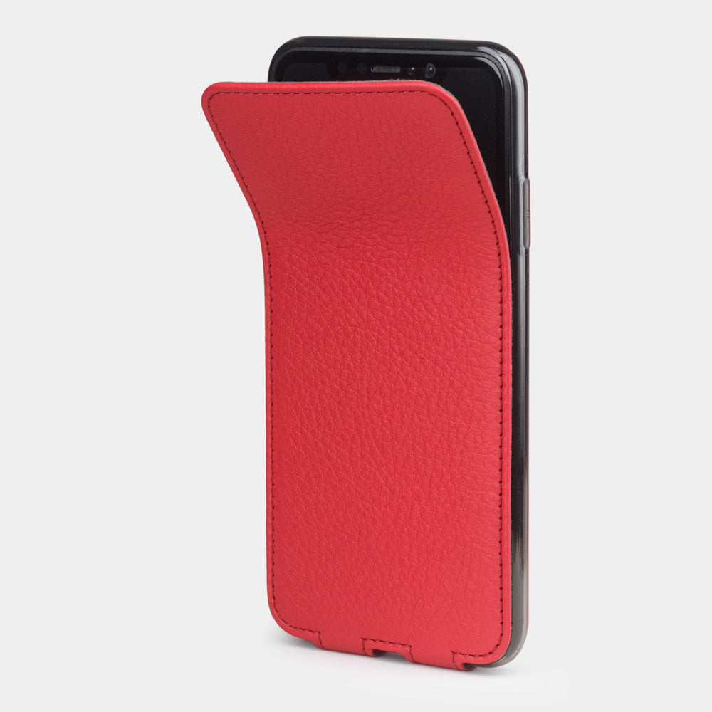 Leren flip-hoesje rood voor iPhone XS Max - zijaanzicht met de geopende klep