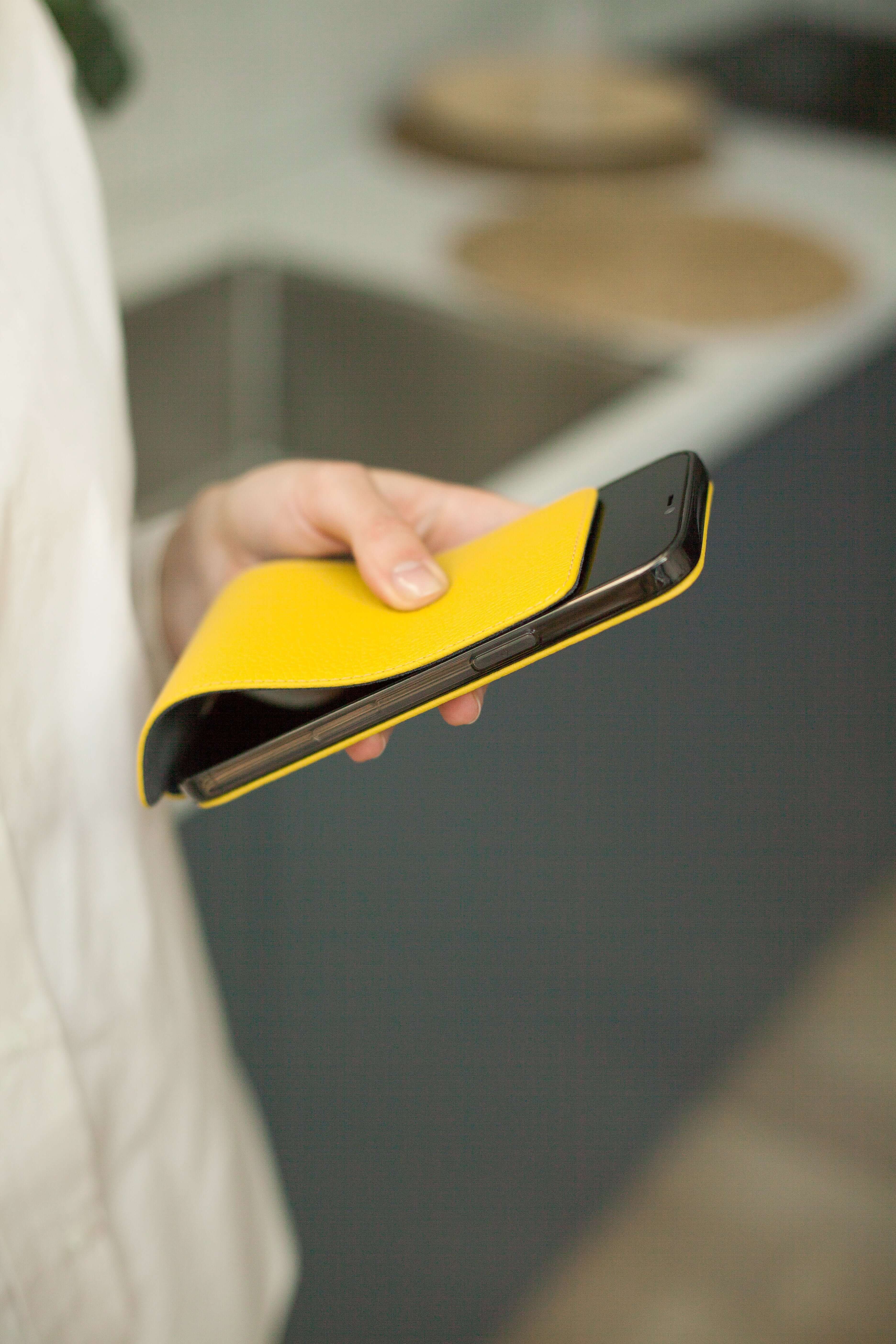 Premium Leather Case iPhone 13 mini Yellow | Marcel Robert - 5