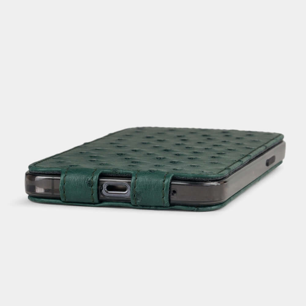Ostrich Leather Case iPhone 12 Pro Green | Marcel Robert - 4
