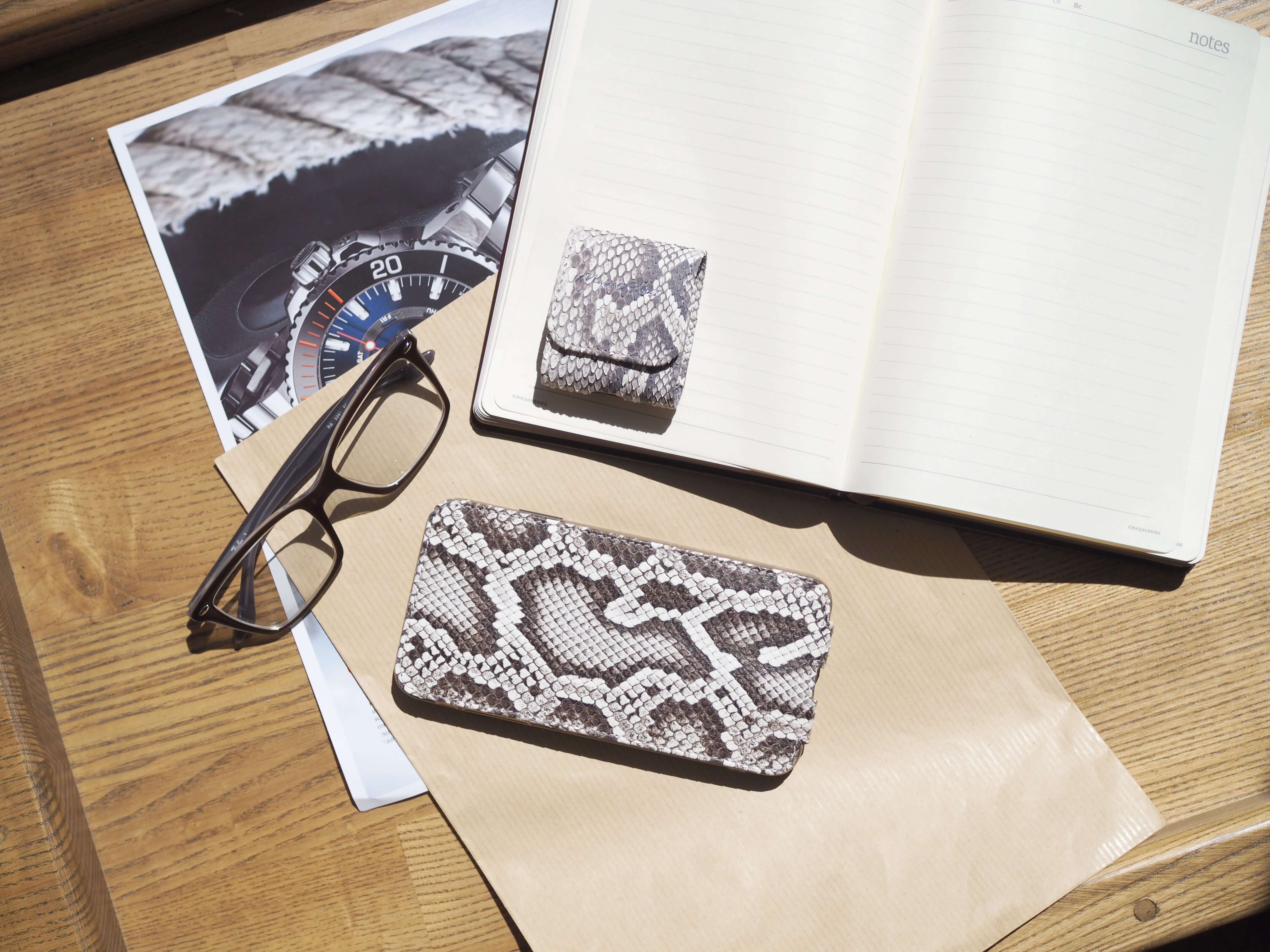 case iPhone 13 python natural | Marcel Robert