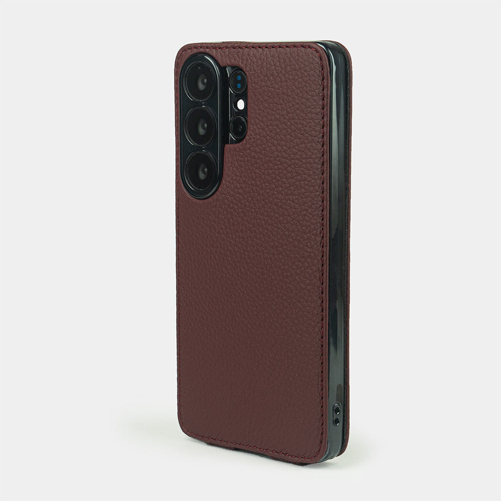 Samsung S26 Ultra bordeaux leather flip case slim back with built-in MagSafe and precise camera cutouts