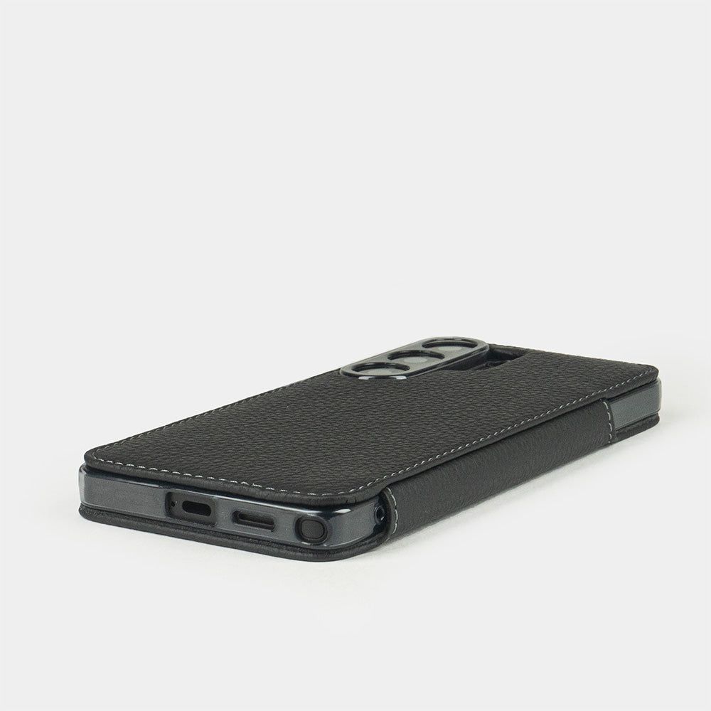 black calfskin Wallet Case Samsung Galaxy S26 Ultra - flat side view displaying ultra-thin handcrafted design, USB-C port opening and lenses protection