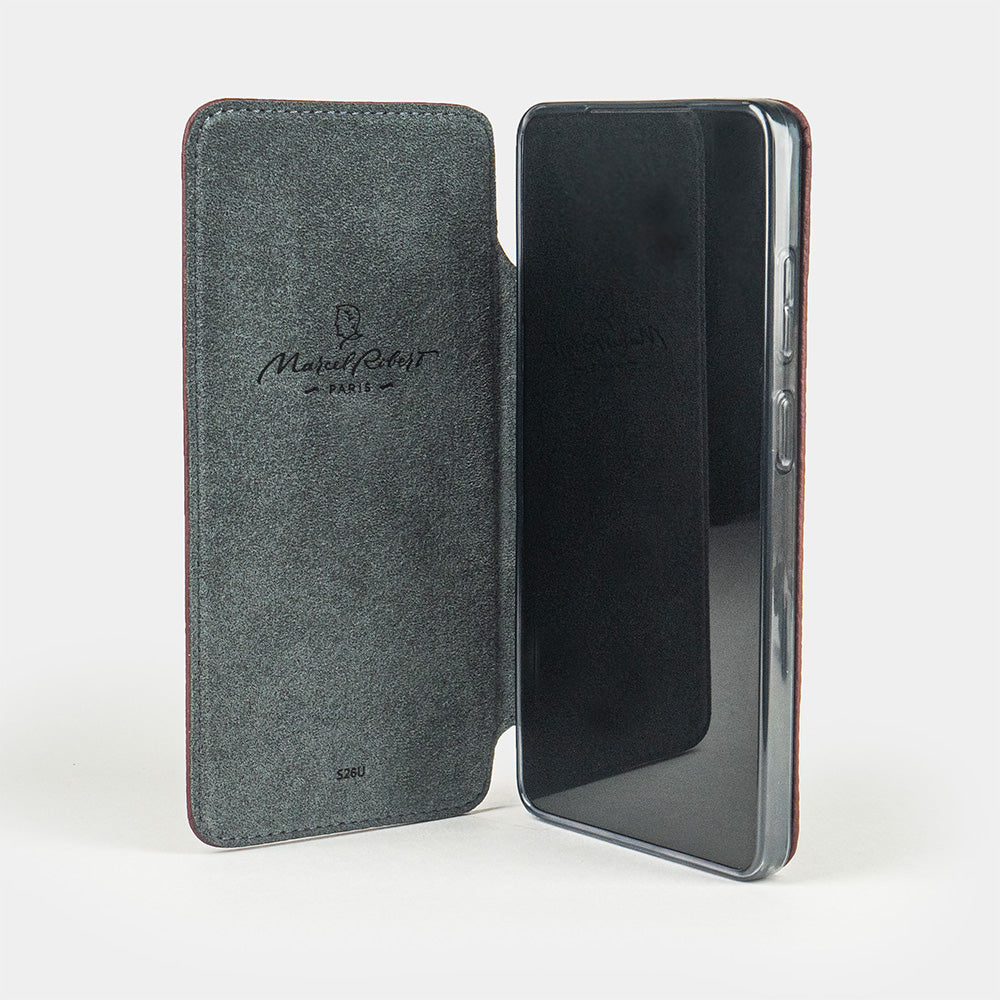 bordeaux calfskin Wallet Case Samsung Galaxy S26 Ultra - case with grey Alcantara lining shown open on smartphone