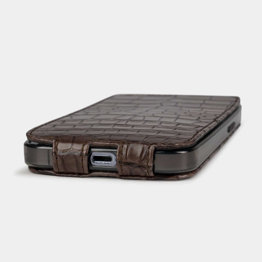 Alligator Flip Case iPhone 13 Pro Vintage | Marcel Robert - 5