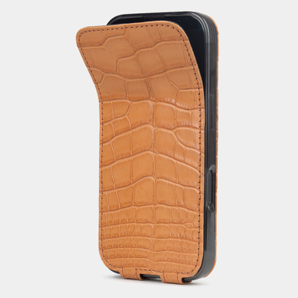 Handyhülle iPhone 16 pro alligator ocker