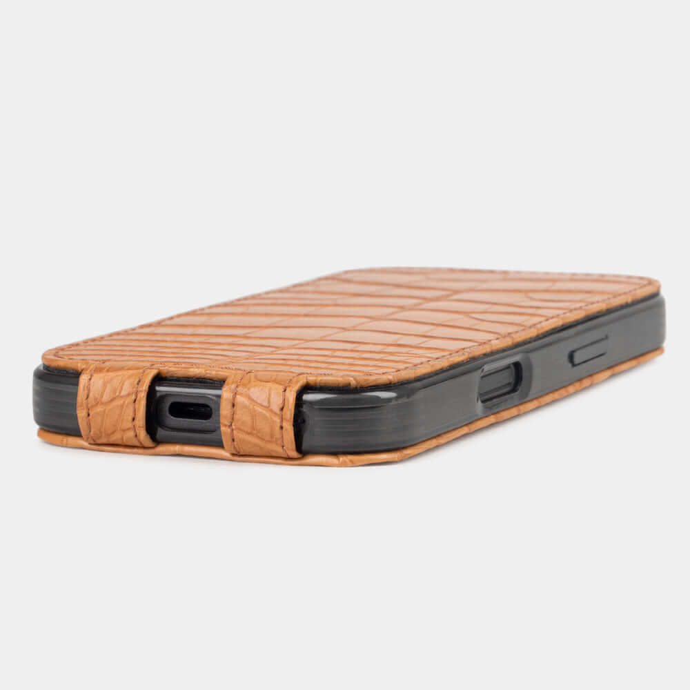 Alligator case iPhone 16 pro ocker