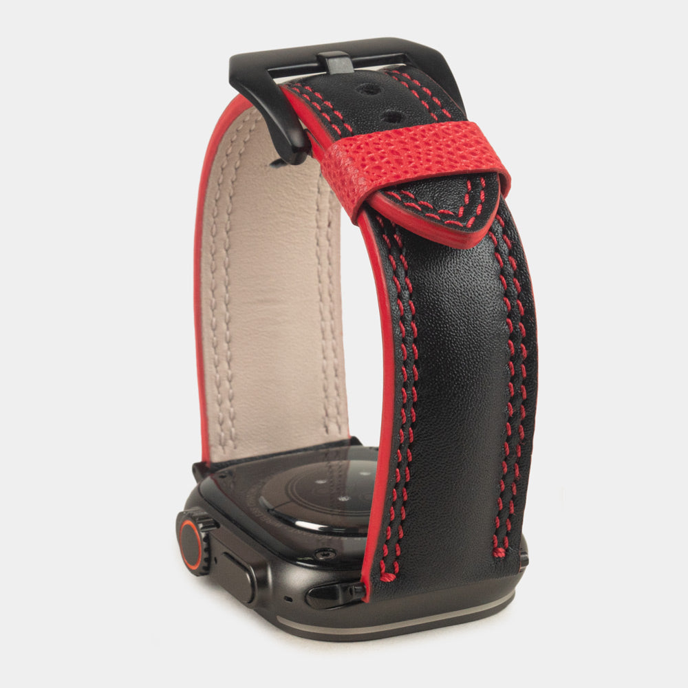 Correa de hombre para Apple Watch Ultra 49 mm en piel de becerro lisa negra con canto rojo y adaptadores en color negro - vista del forro interior de piel