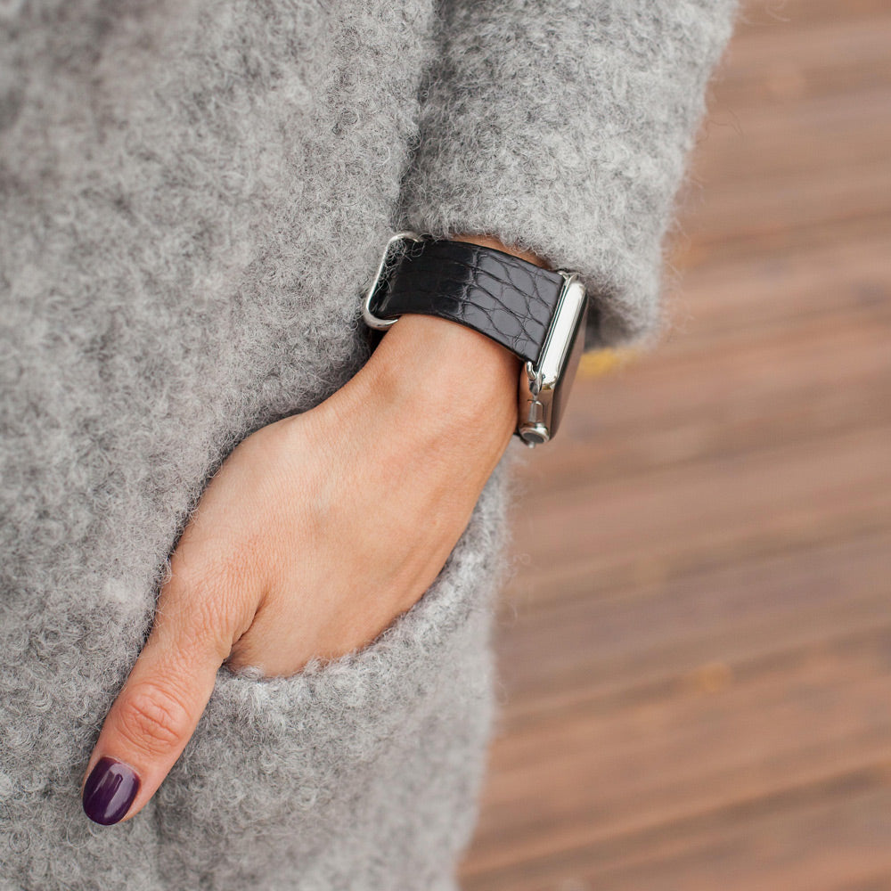 Black Alligator Strap Apple Watch 41/42mm | Marcel Robert - 9