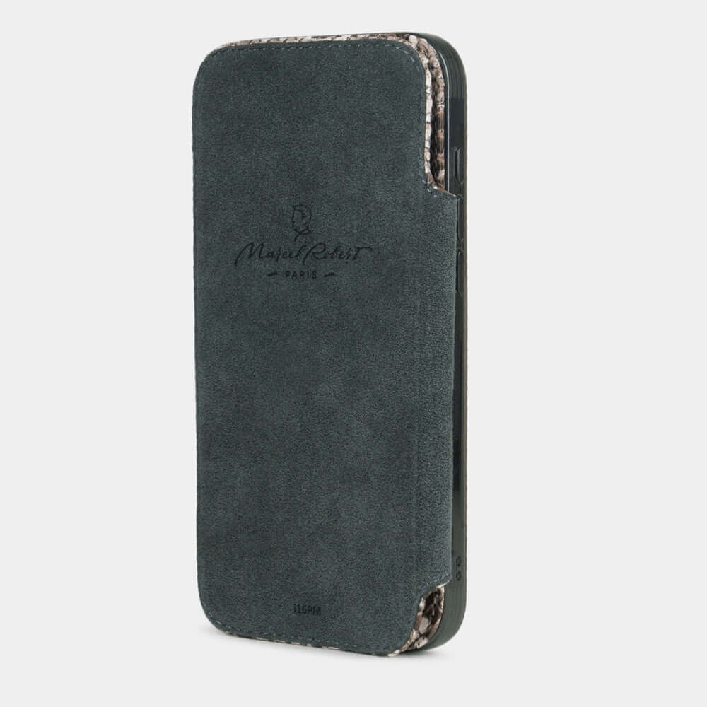 Natural Python Wallet Case iPhone 17 Pro - interior view showing grey Alcantara lining with magnetic closure, designed to protect the screen