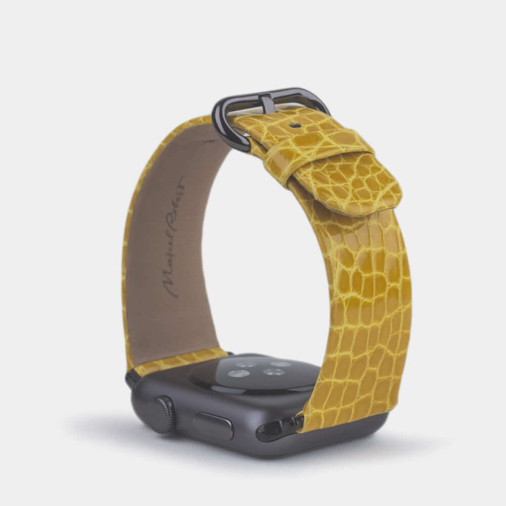 yellow alligator Strap Apple Watch black adapters and buckle upper view