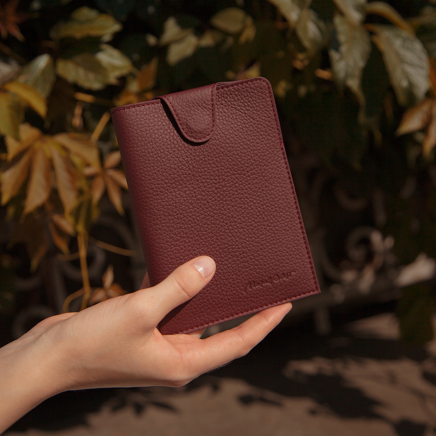 Leather Passport Holder London Bordeaux